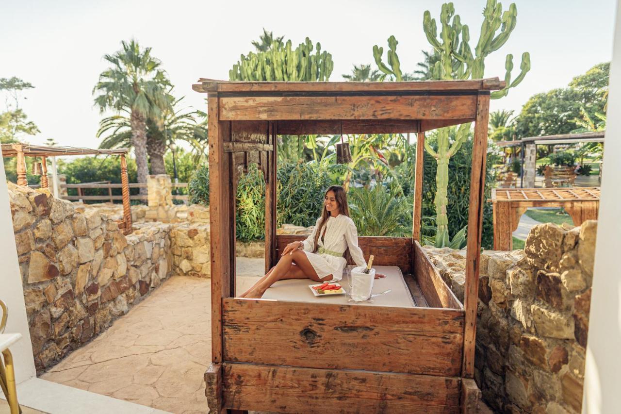 El Cortijo De Zahara By Qhotels Zahara de los Atunes Extérieur photo