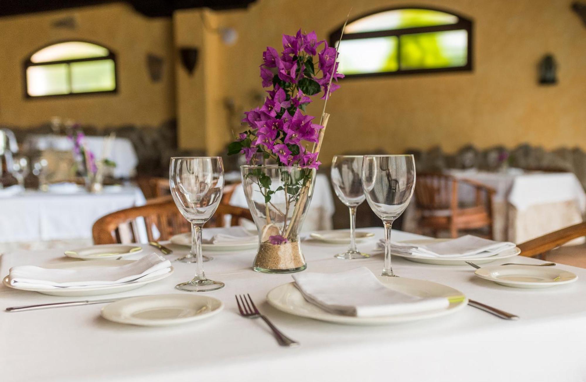 El Cortijo De Zahara By Qhotels Zahara de los Atunes Extérieur photo