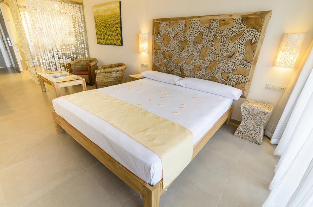 El Cortijo De Zahara By Qhotels Zahara de los Atunes Extérieur photo